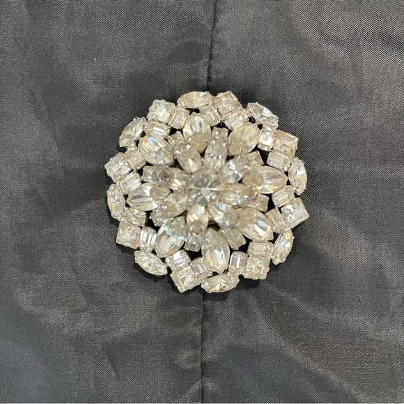 Vintage JOSEPH WARNER Signed Dome Clear Rhinestone 1960s Brooch - Picture 4 of 12